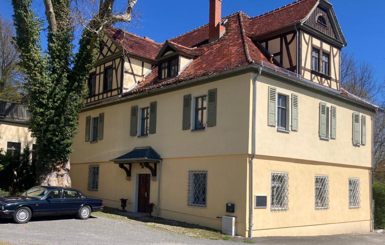 Jagdschloss Hummelshain B&B Exterior foto